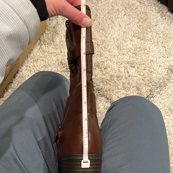 G.H. Bass & Co. Boots - Picture 9 of 9